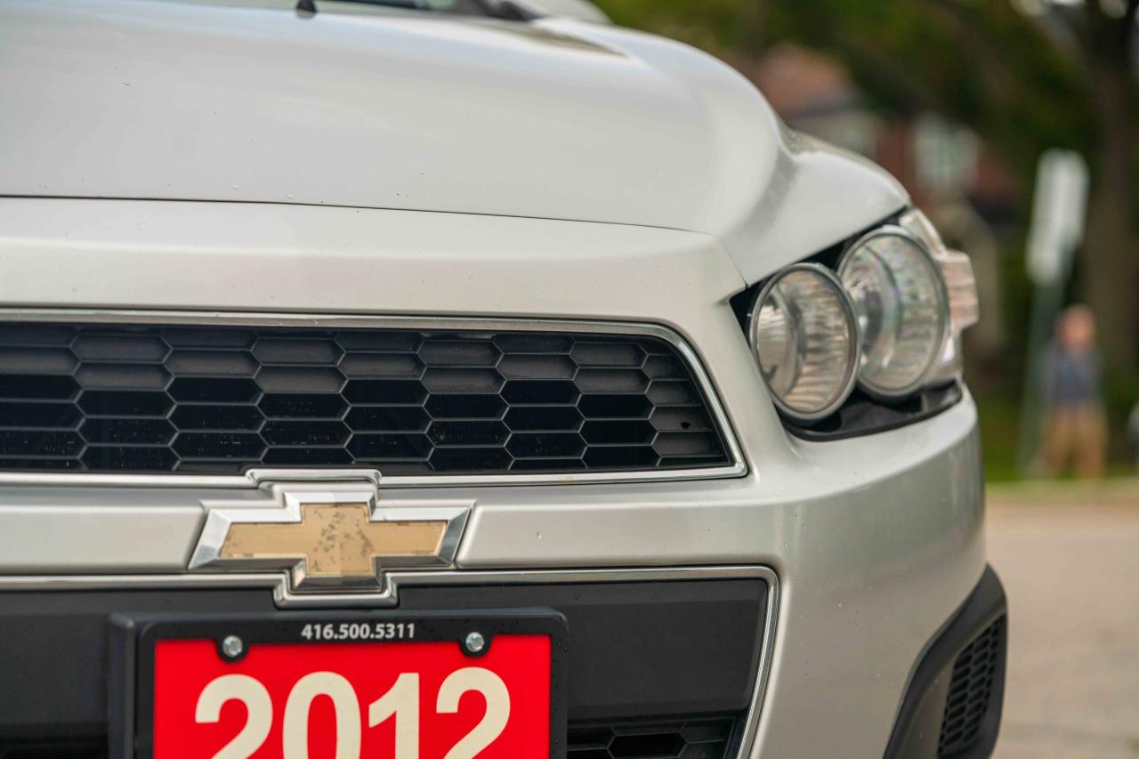2012 Chevrolet Sonic LS - Photo #9