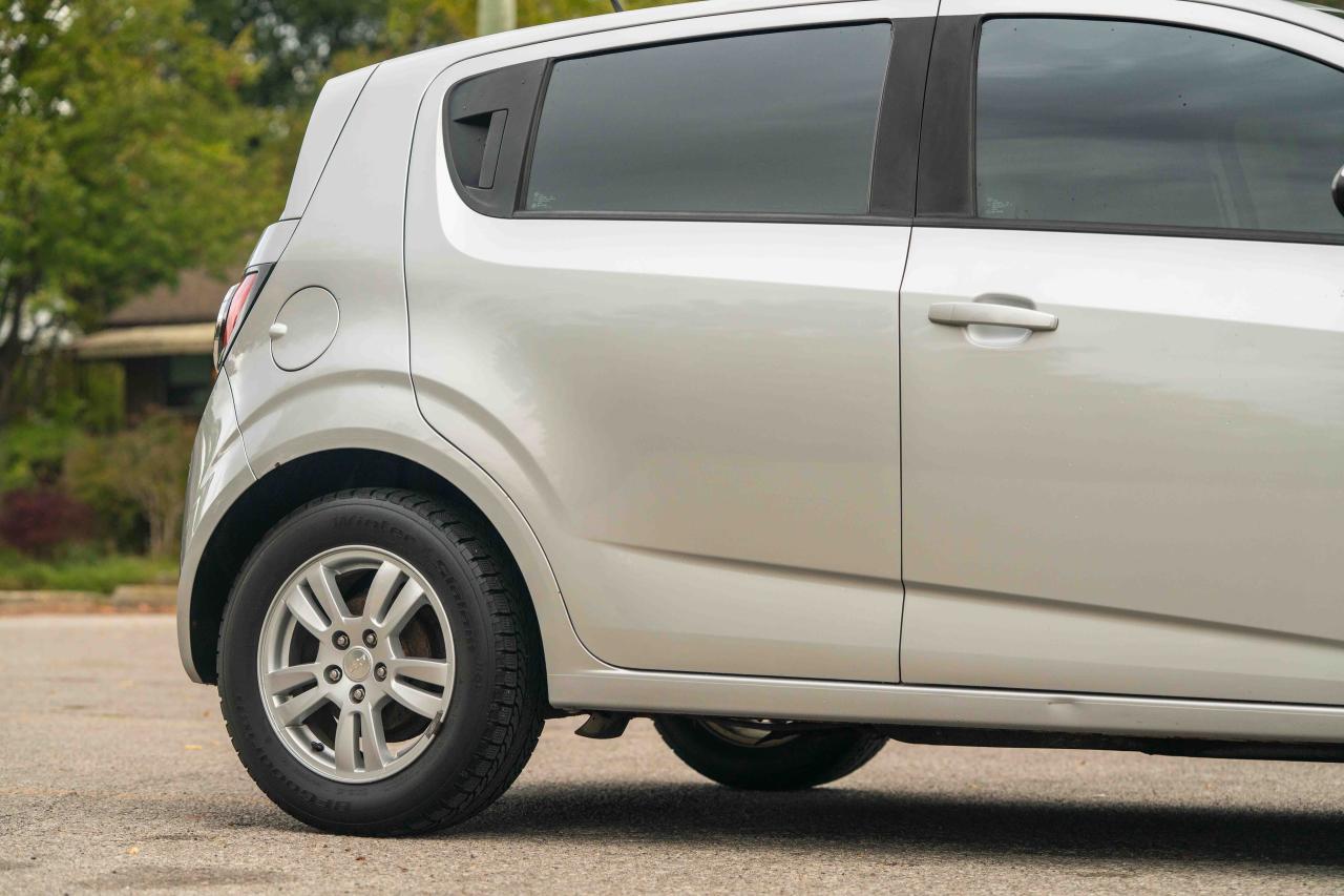 2012 Chevrolet Sonic LS - Photo #11