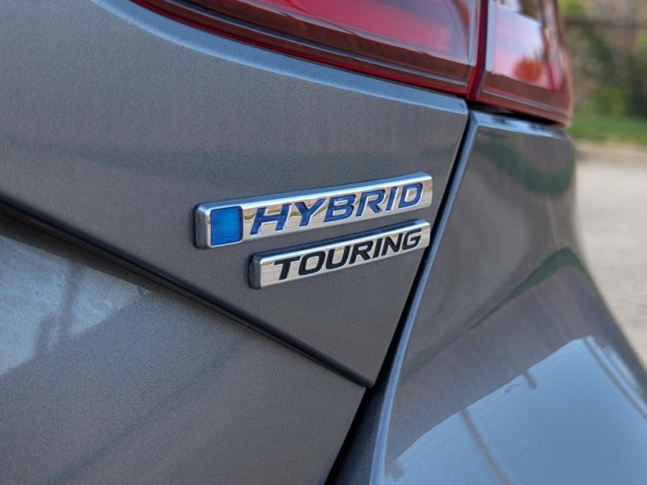 2020 Honda Insight Hybrid Touring  **VERY LOW KMS - HYBRID** Photo