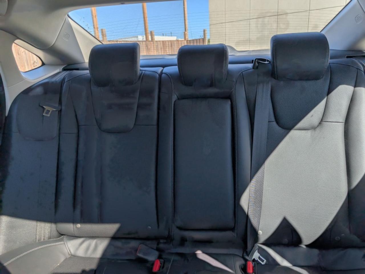 2020 Honda Insight Hybrid Touring  **VERY LOW KMS - HYBRID** Photo