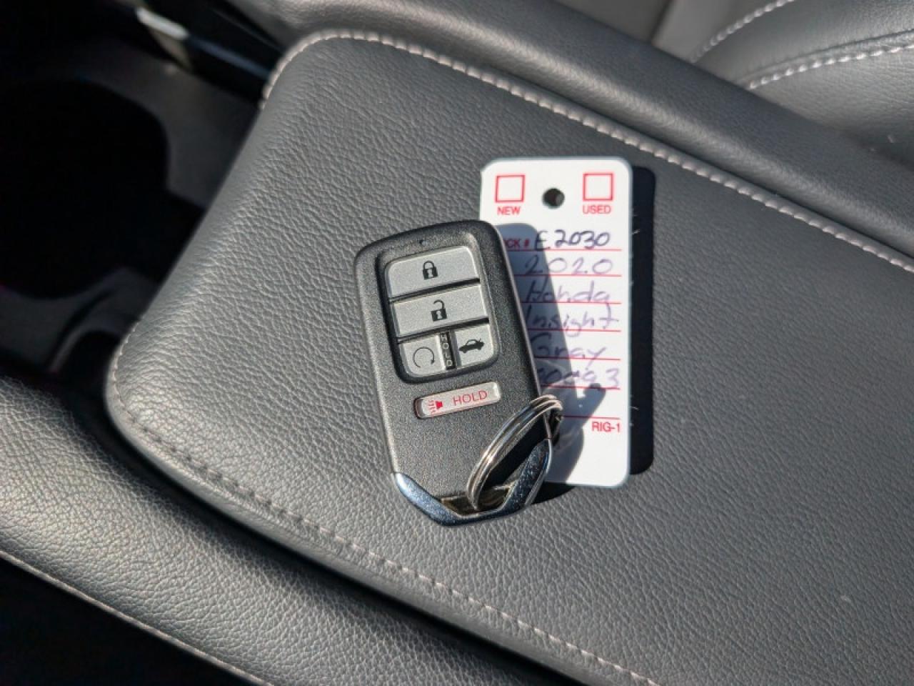 2020 Honda Insight Hybrid Touring  **VERY LOW KMS - HYBRID** Photo