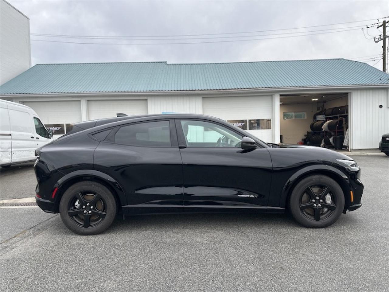 2023 Ford Mustang Mach-E California Route 1 Photo5