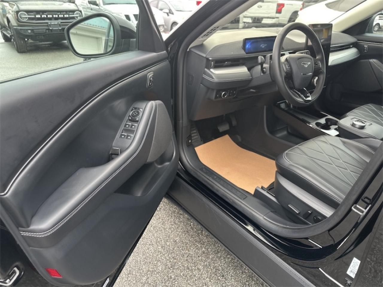 2023 Ford Mustang Mach-E California Route 1 Photo5