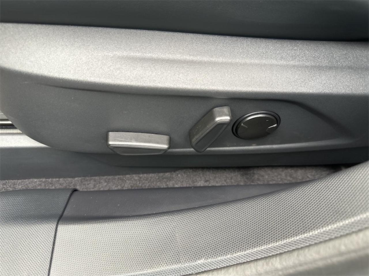 2023 Ford Mustang Mach-E California Route 1 Photo5