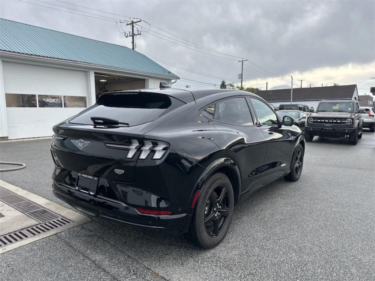 2023 Ford Mustang Mach-E California Route 1 Photo4
