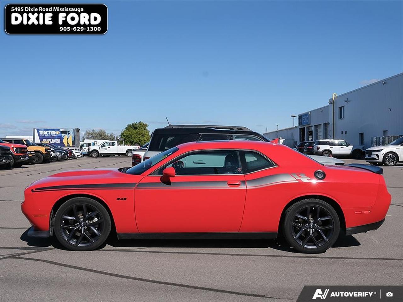 2023 Dodge Challenger R/T Photo