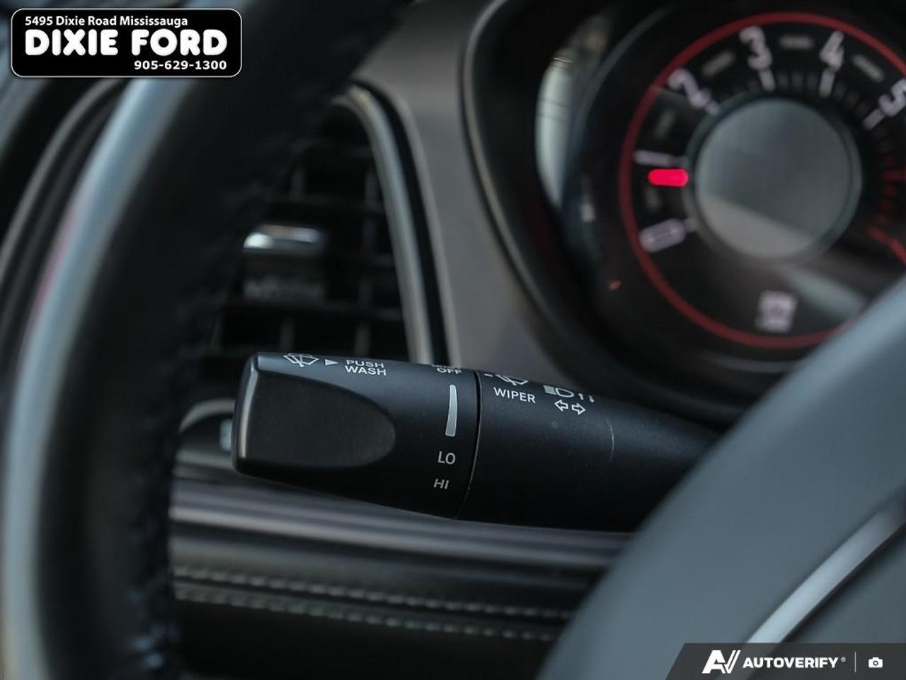 2023 Dodge Challenger R/T Photo