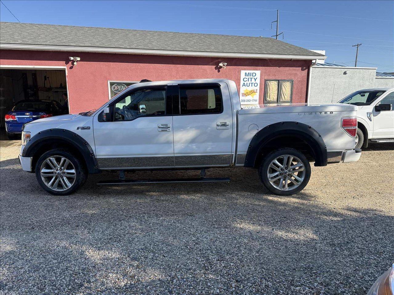 Used 2013 Ford F-150 LARIAT SUPER CREW 4W for sale in Saskatoon, SK