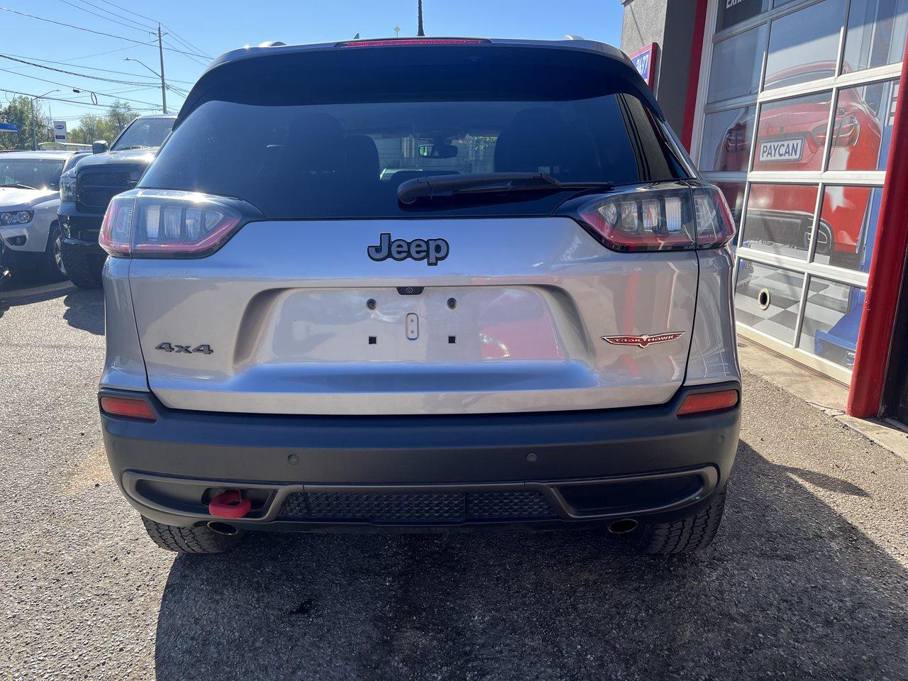 2019 Jeep Cherokee Trailhawk Photo4