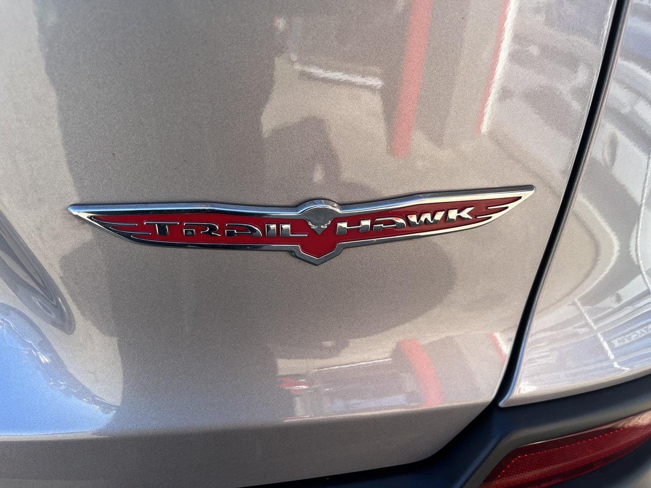 2019 Jeep Cherokee Trailhawk Photo