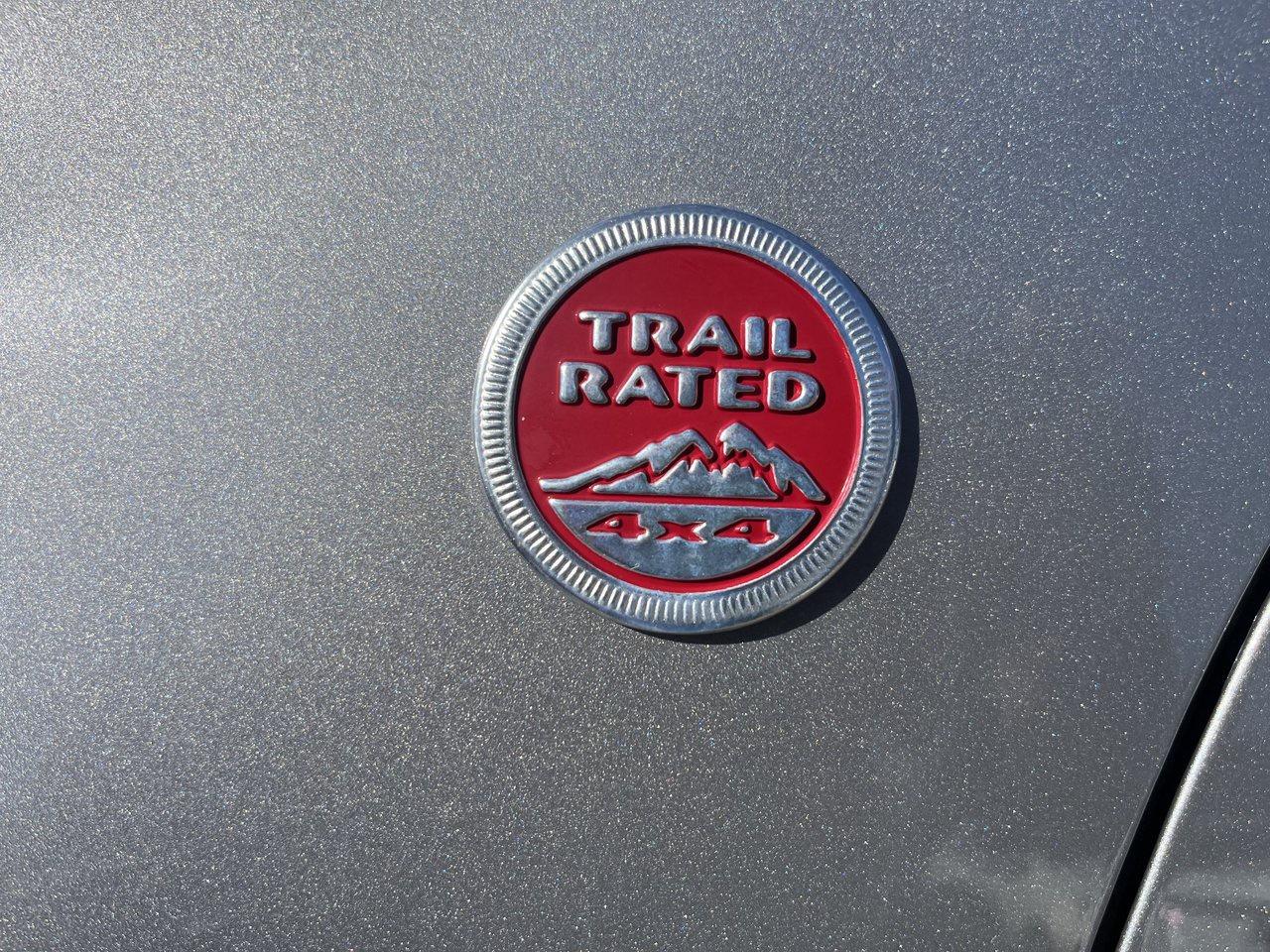 2019 Jeep Cherokee Trailhawk Photo