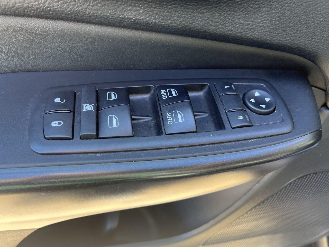 2019 Jeep Cherokee Trailhawk Photo