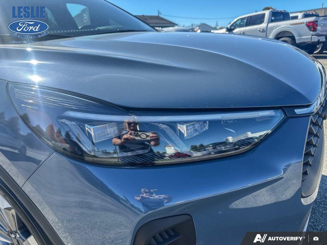 2025 Ford Escape Platinum AWD Photo