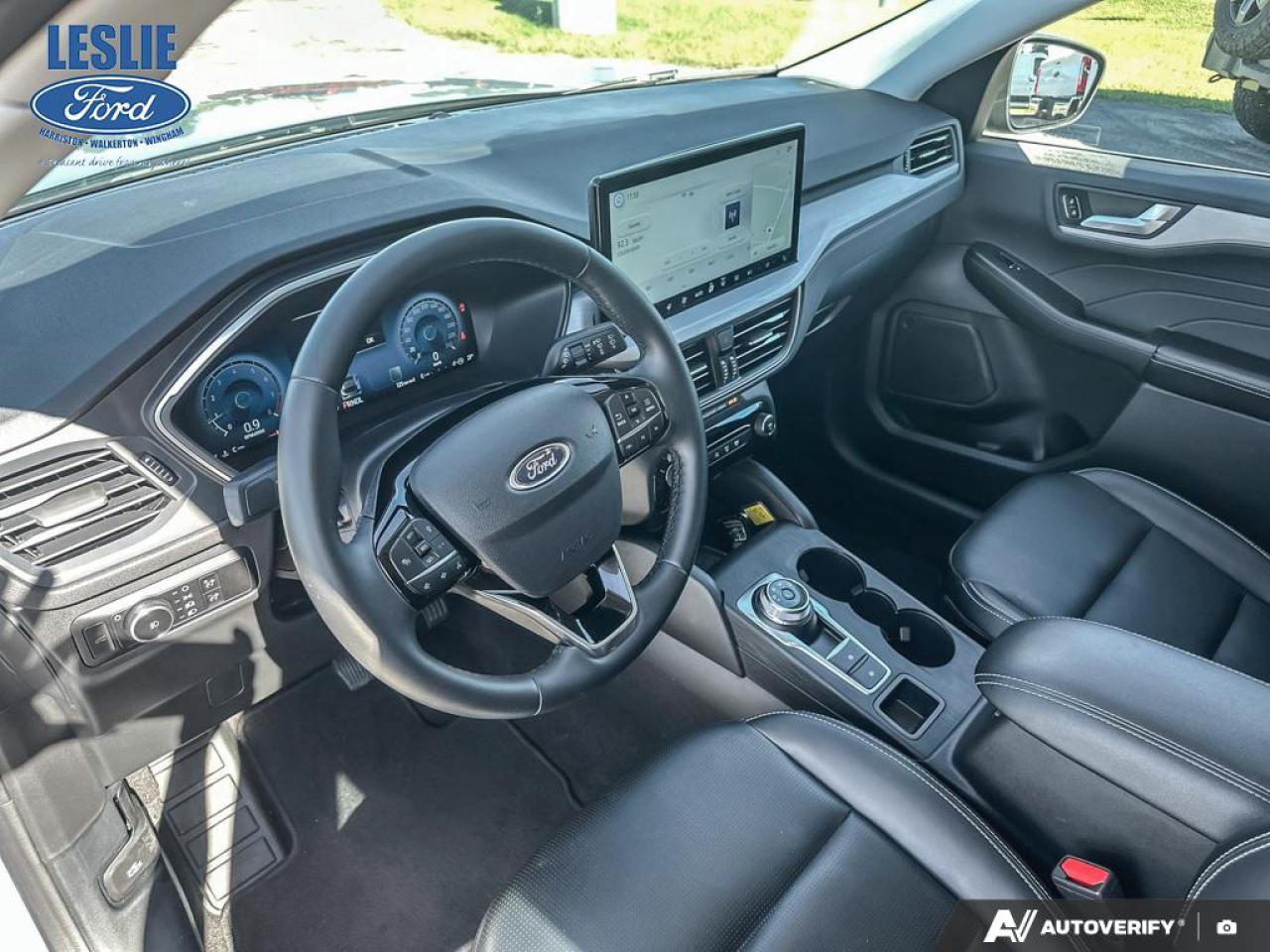 2025 Ford Escape Platinum AWD Photo