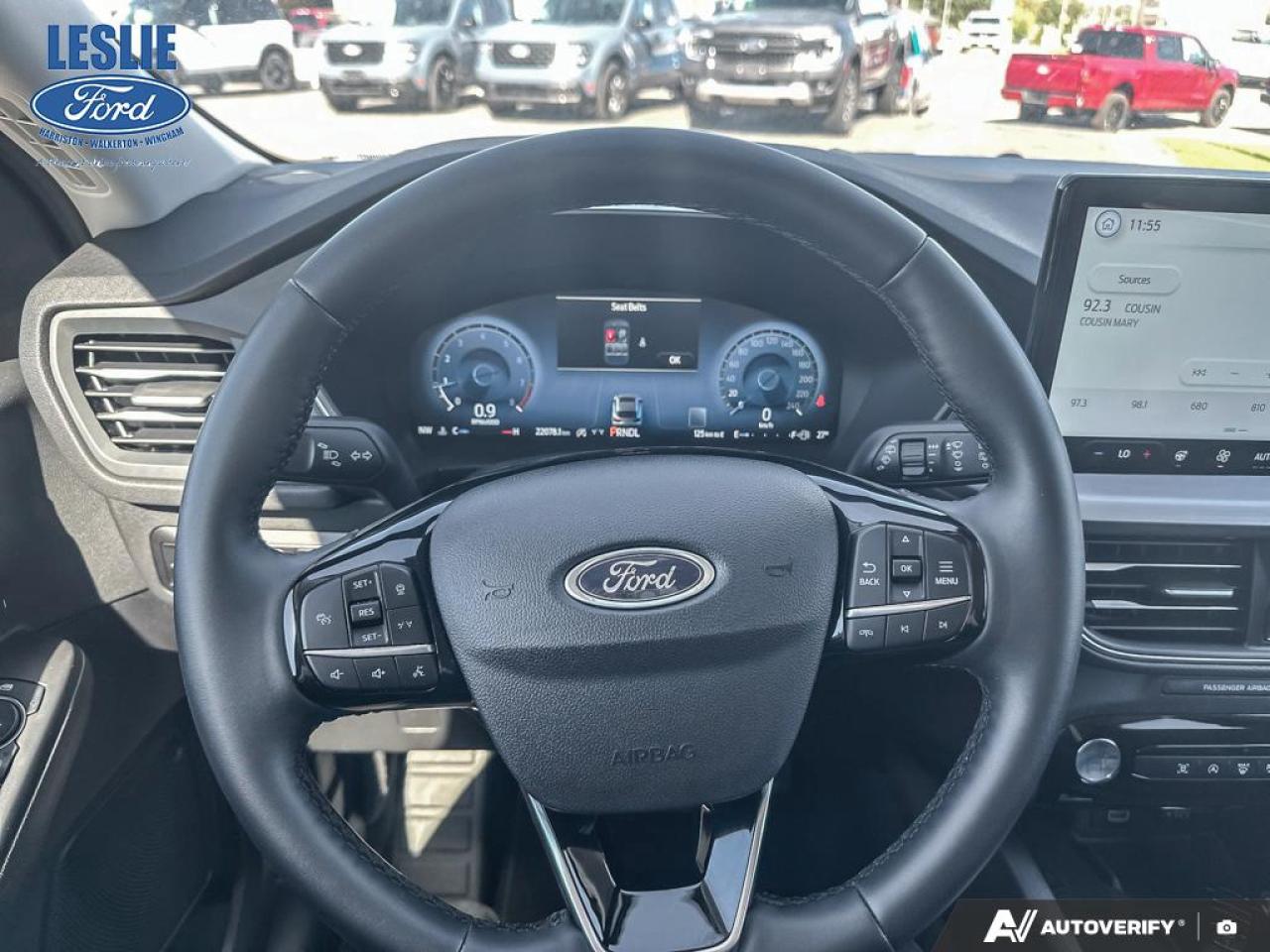 2025 Ford Escape Platinum AWD Photo