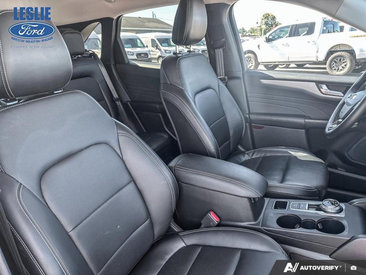 2025 Ford Escape Platinum AWD Photo