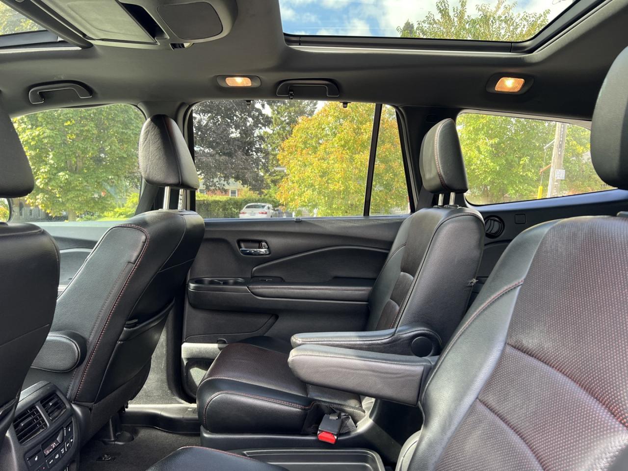 2019 Honda Pilot Black Edition AWD - Photo #14