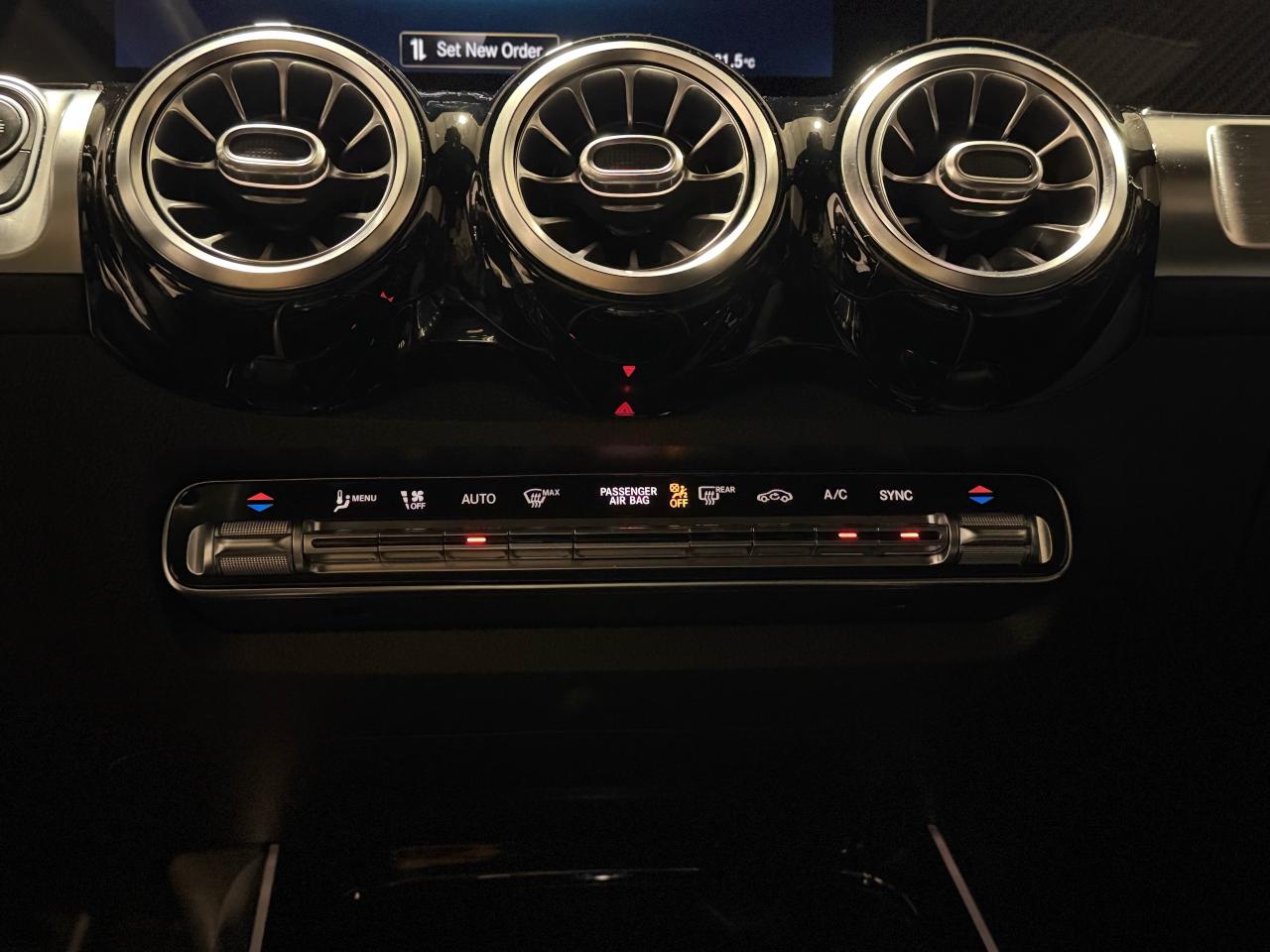2021 Mercedes-Benz GLB AMG GLB 35 4MATIC SUV - Photo #18