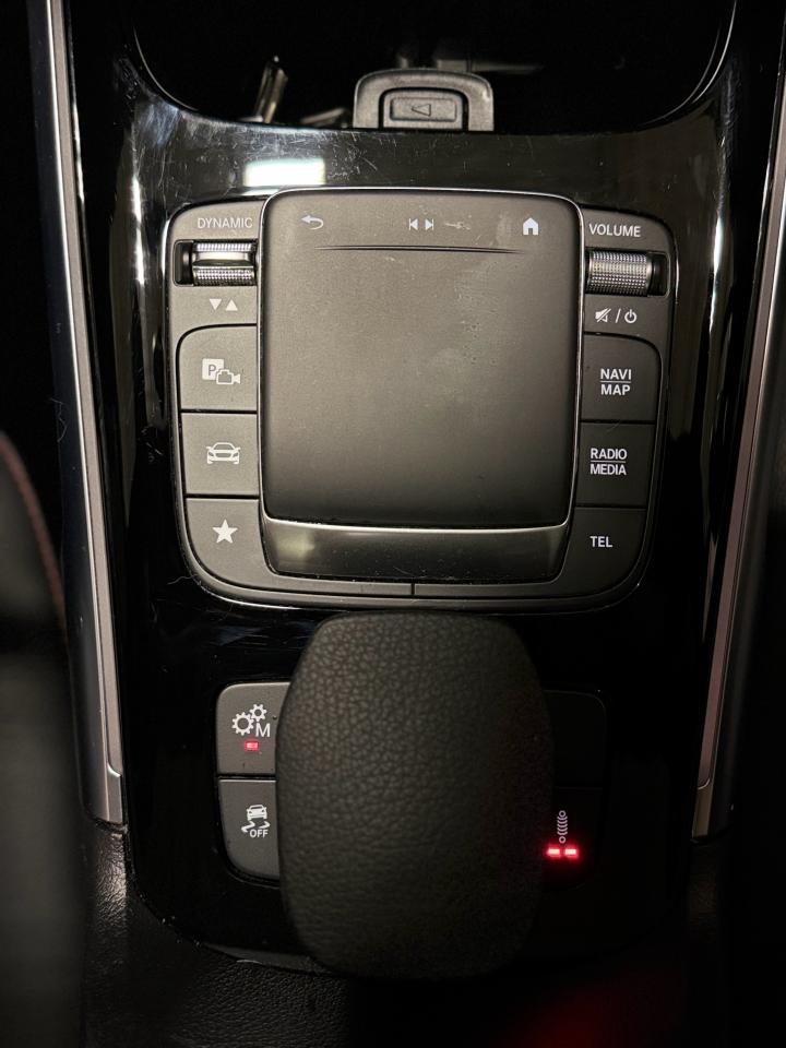 2021 Mercedes-Benz GLB AMG GLB 35 4MATIC SUV - Photo #17