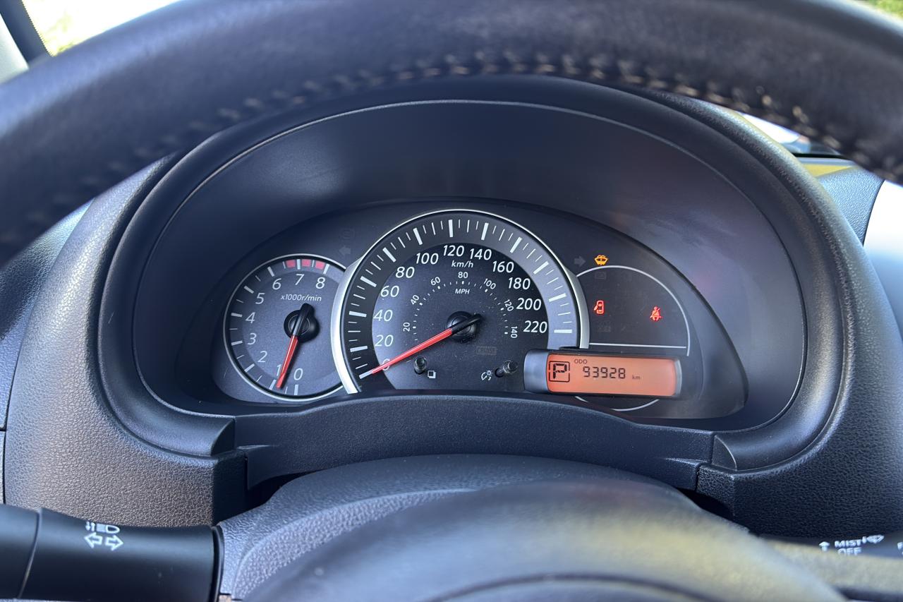 2017 Nissan Micra S - Photo #5