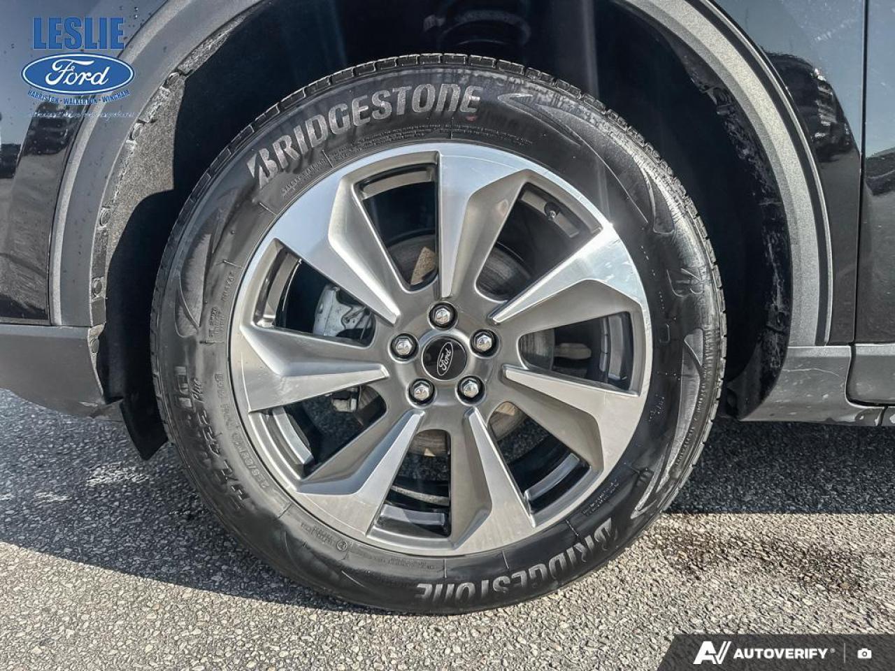 2025 Ford Escape Platinum AWD Photo