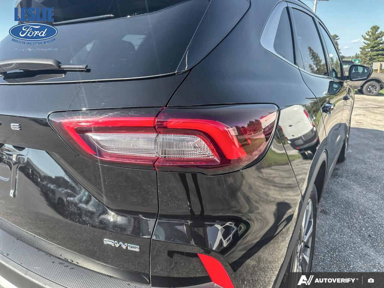 2025 Ford Escape Platinum AWD Photo