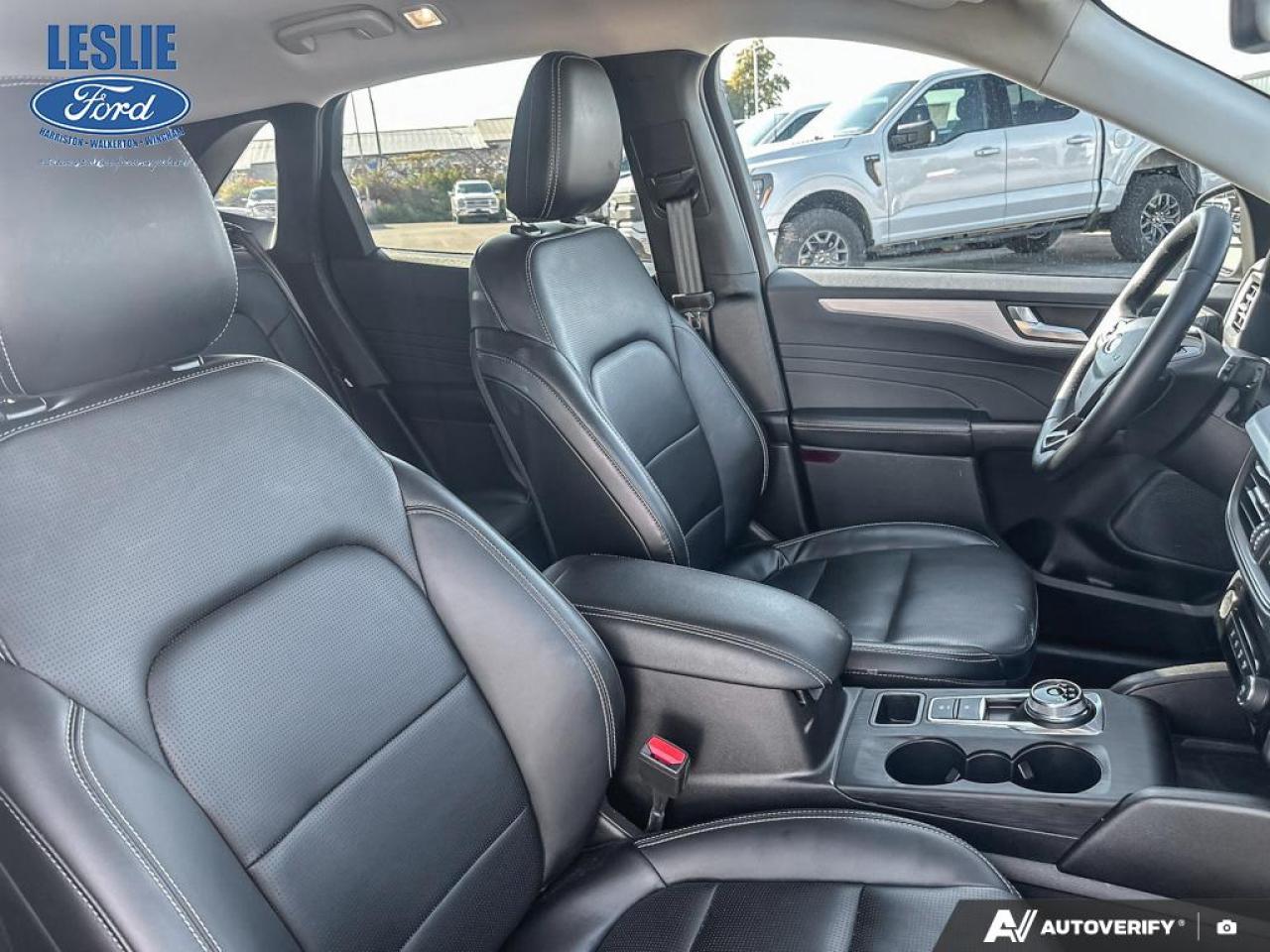 2025 Ford Escape Platinum AWD Photo