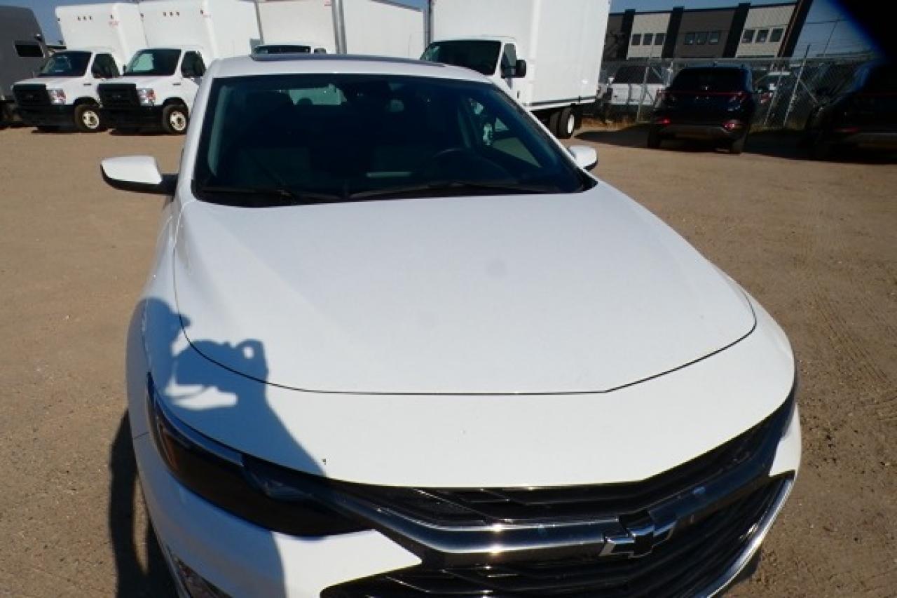 2023 Chevrolet Malibu 1LT w/Htd cloth, pano S/R, BUC - Photo #38