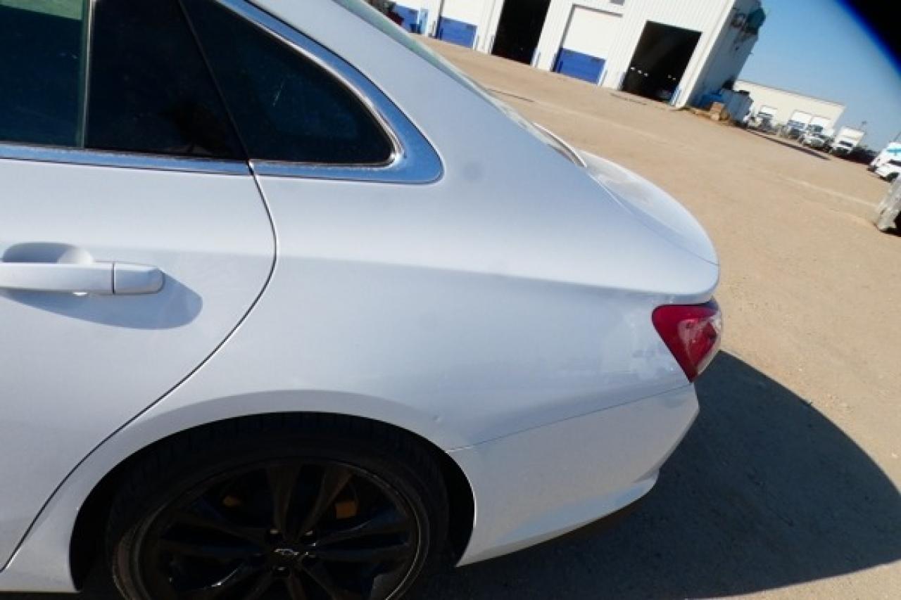 2023 Chevrolet Malibu 1LT w/Htd cloth, pano S/R, BUC - Photo #54