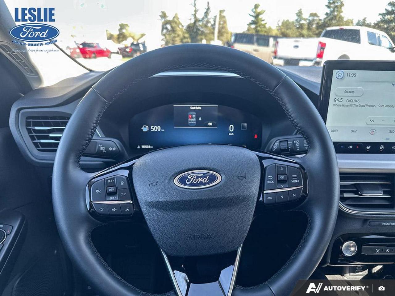 2025 Ford Escape Platinum AWD Photo