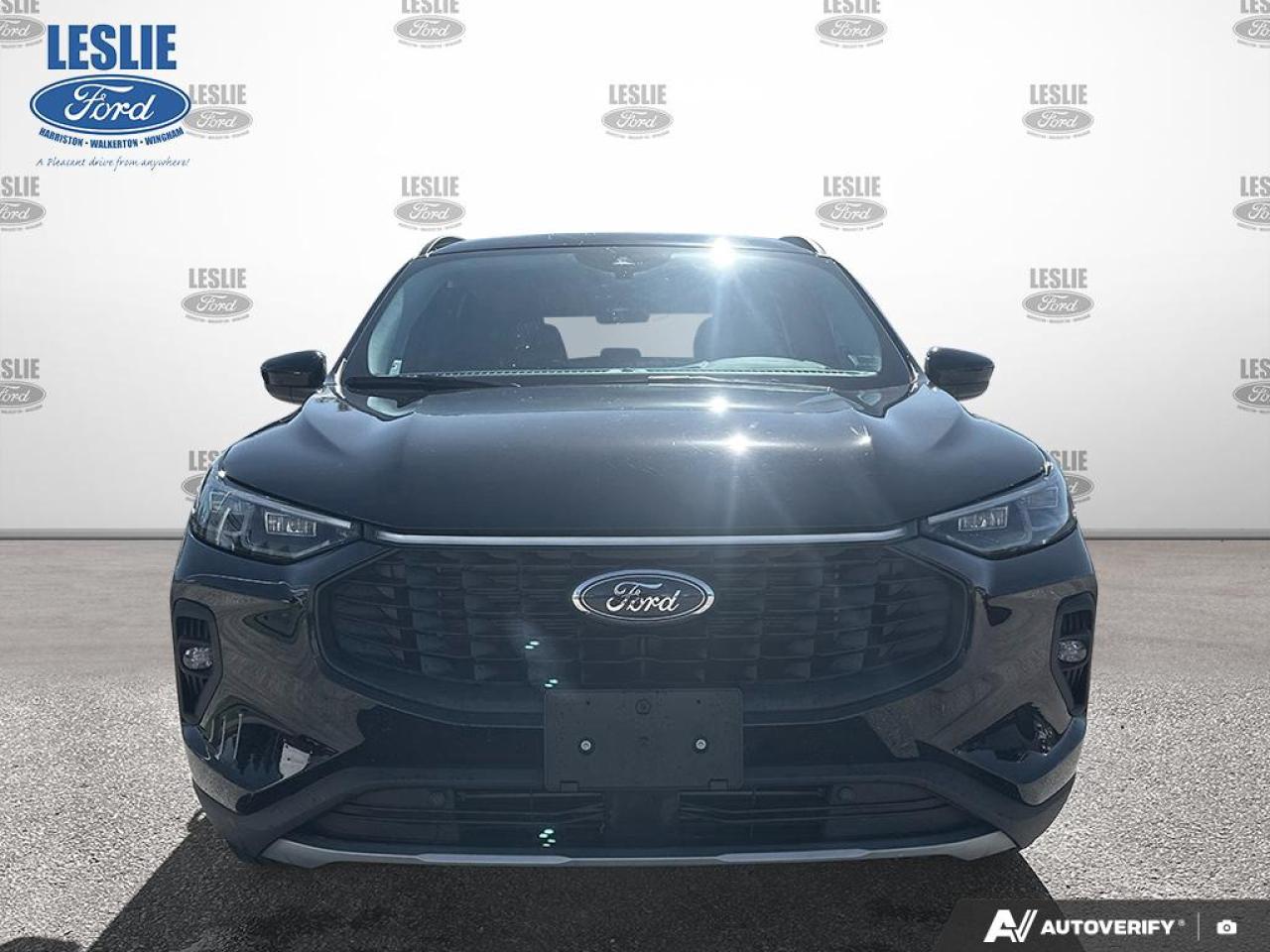 2025 Ford Escape Platinum AWD Photo2