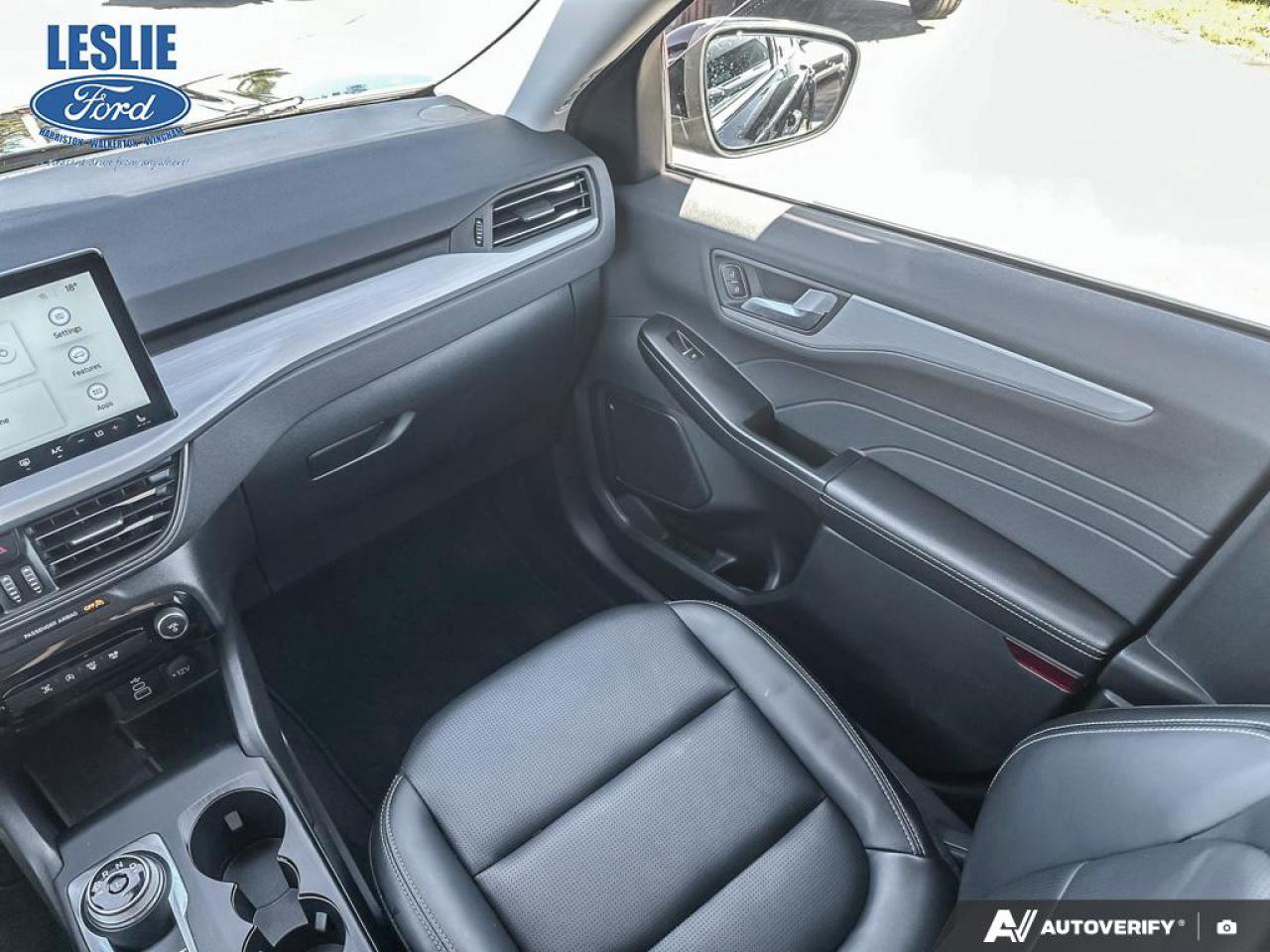 2025 Ford Escape Platinum AWD Photo