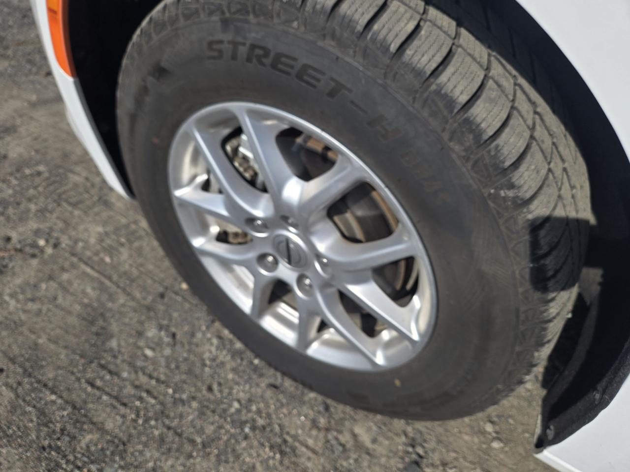 2024 Chrysler Grand Caravan SXT - Photo #27