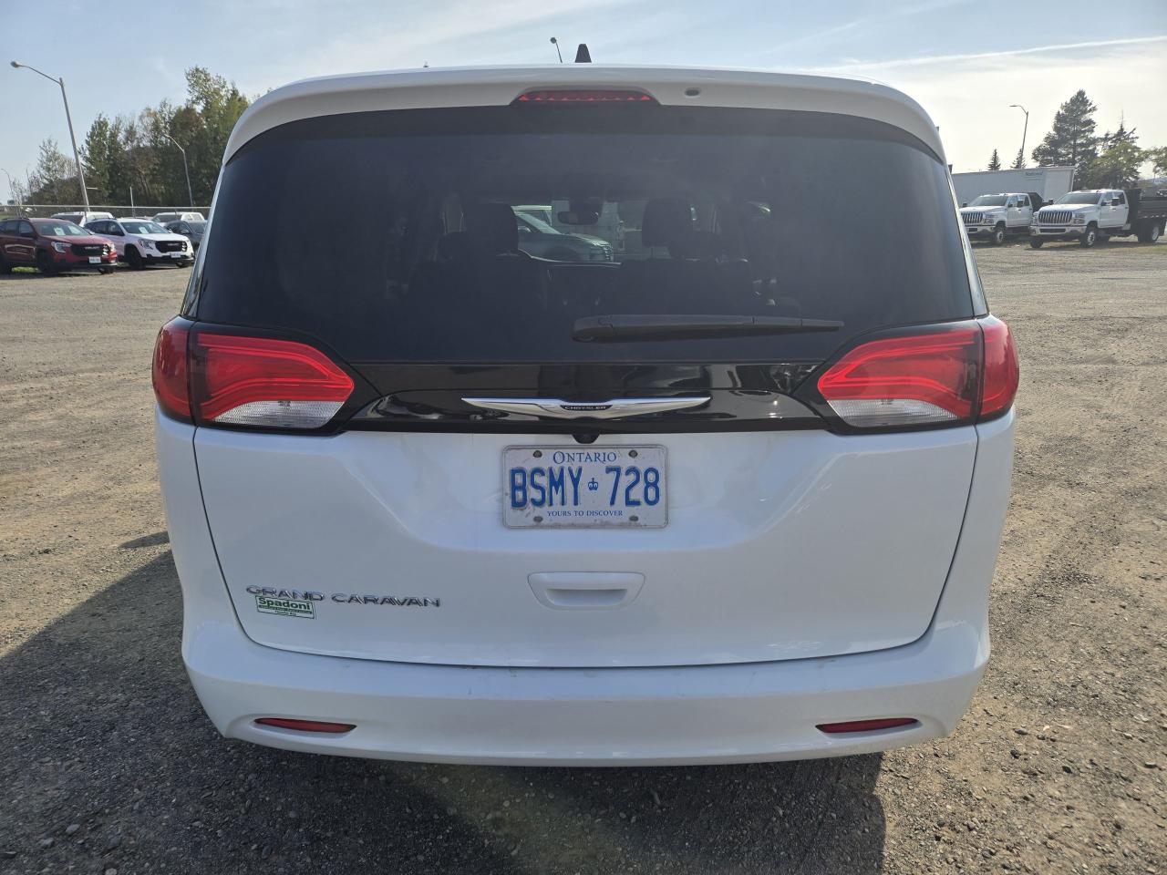 2024 Chrysler Grand Caravan SXT - Photo #5
