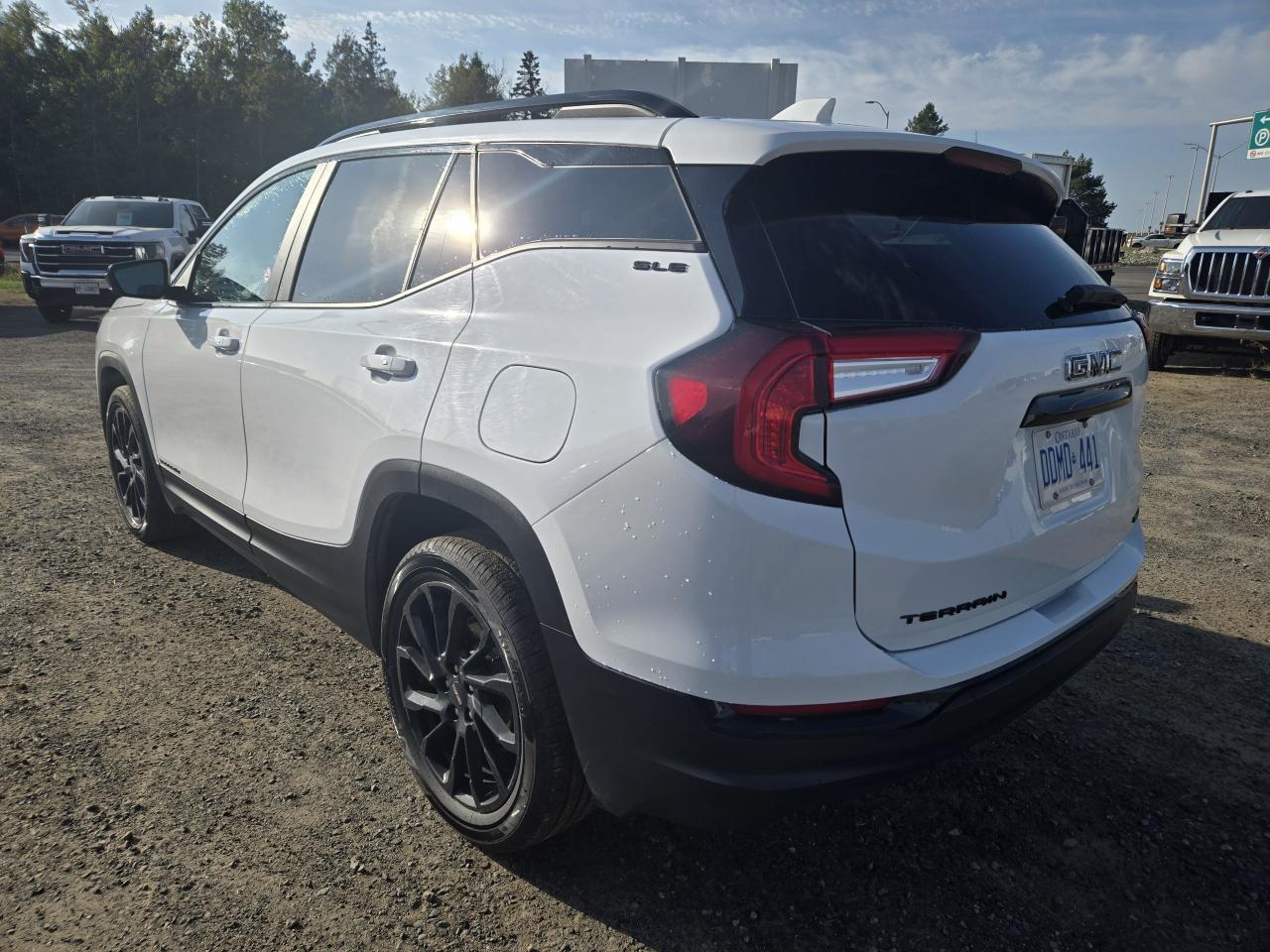 2024 GMC Terrain SLE - Photo #6