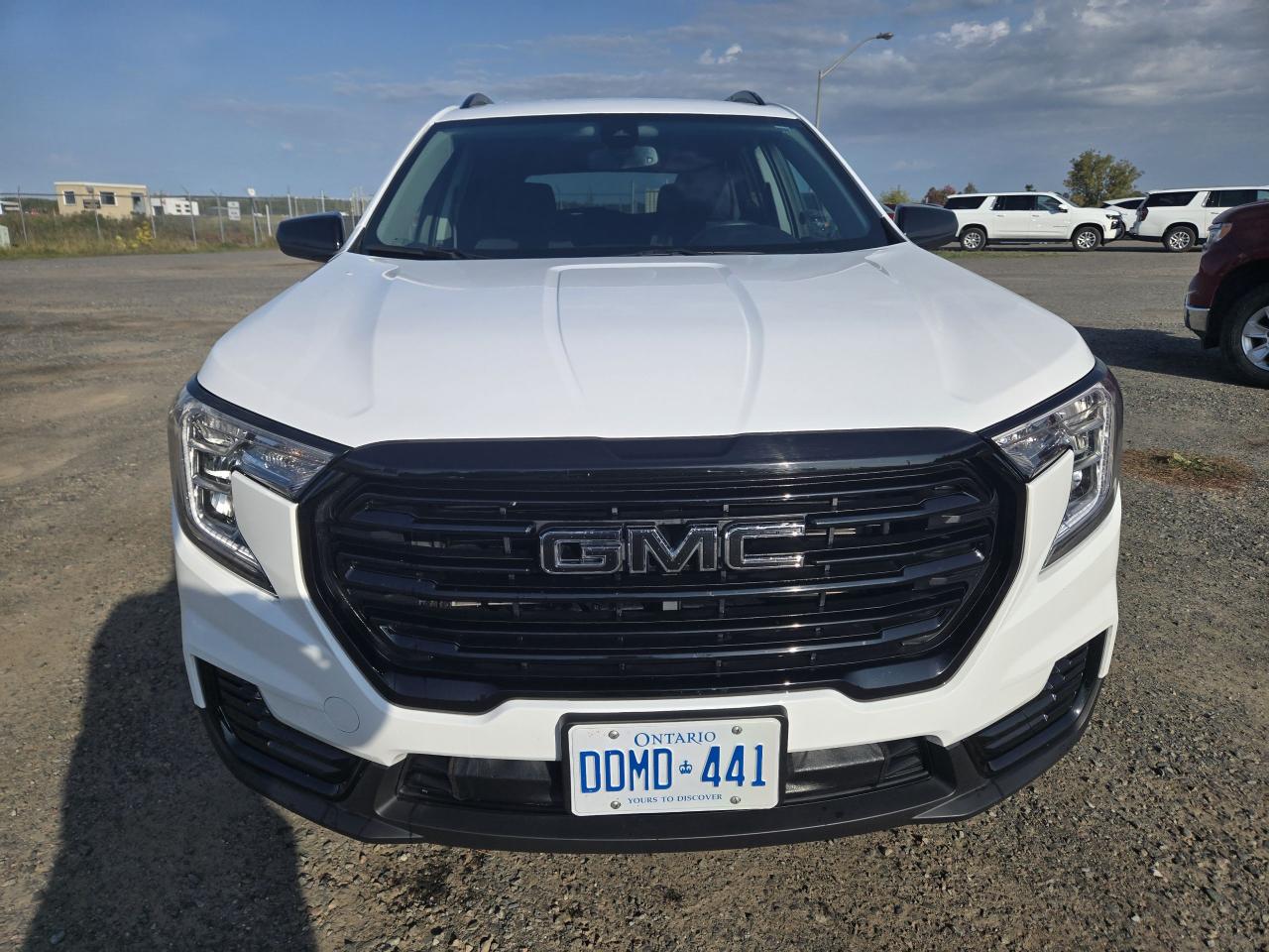 2024 GMC Terrain SLE - Photo #2