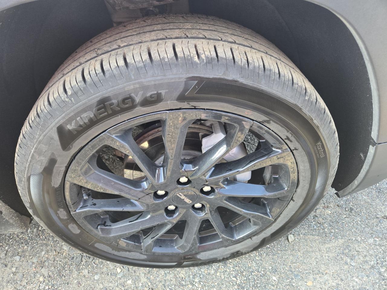 2024 GMC Terrain SLE - Photo #23