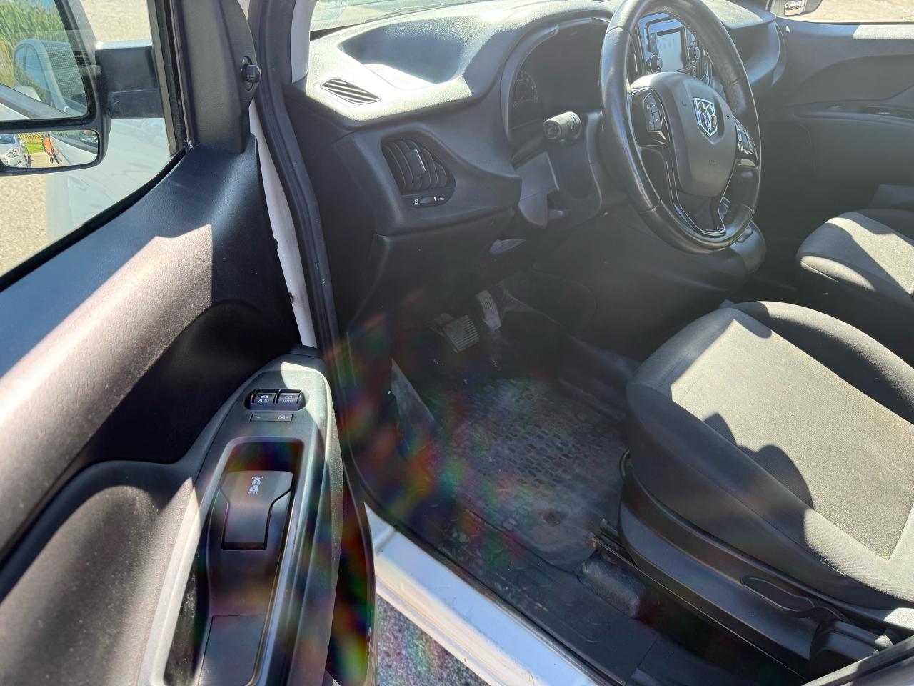 2017 RAM ProMaster SLT - Photo #3