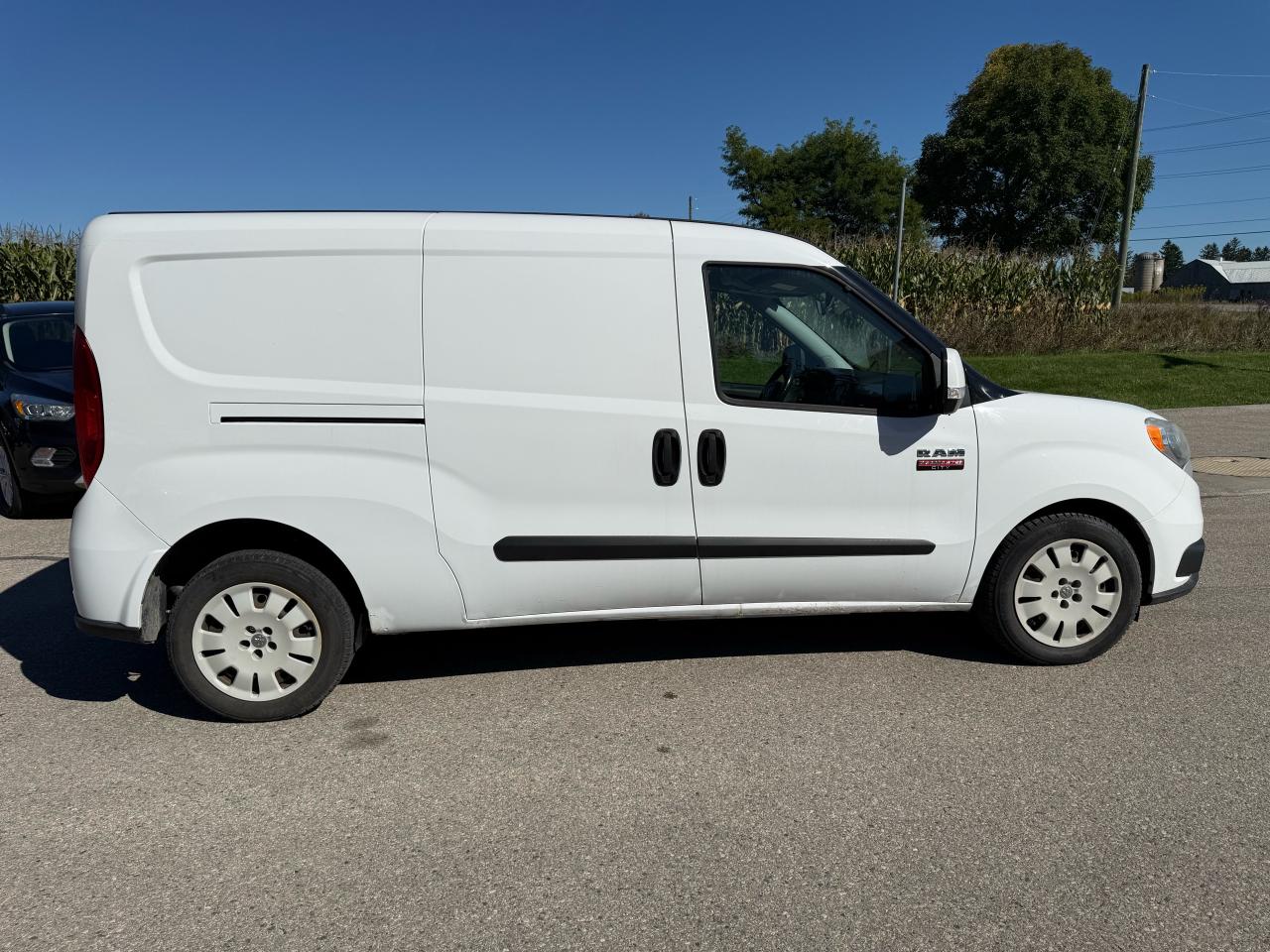 2017 RAM ProMaster SLT - Photo #10