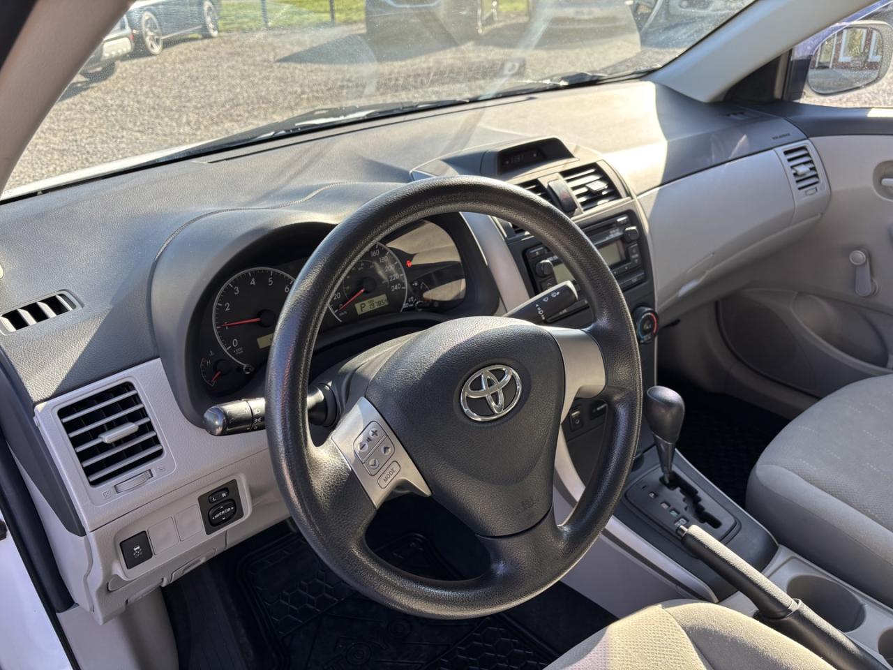 2013 Toyota Corolla S Photo