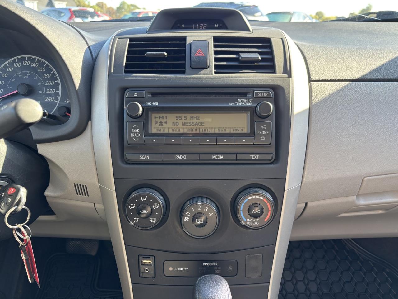 2013 Toyota Corolla S Photo