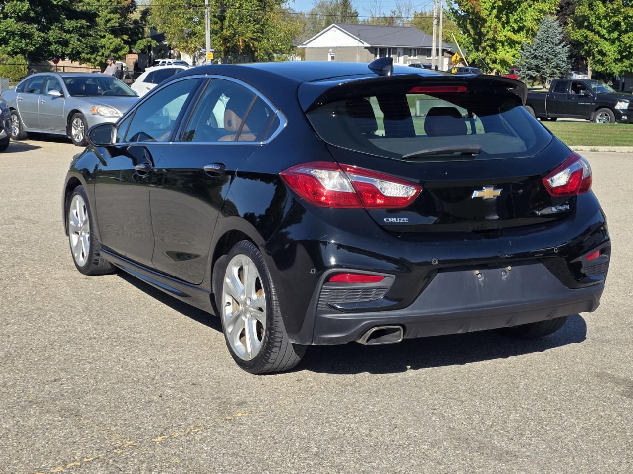 2017 Chevrolet Cruze Premier HATCHBACK - Photo #7