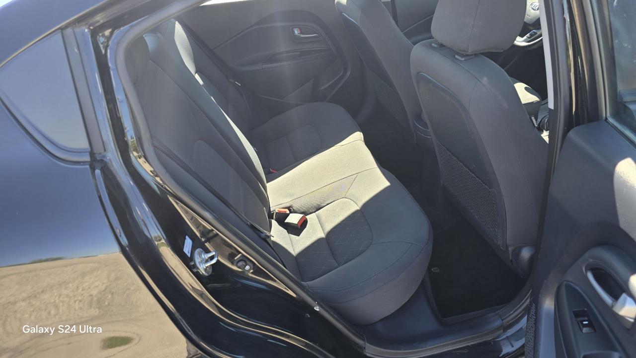 2016 Kia Rio EX - Photo #14