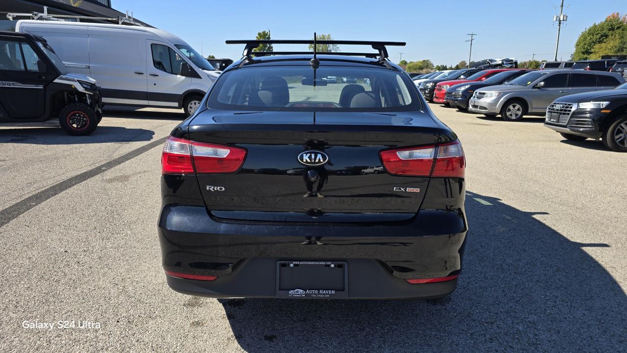 2016 Kia Rio EX - Photo #4