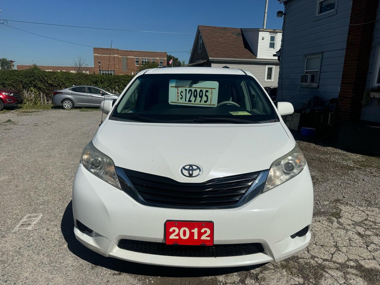 Used 2012 Toyota Sienna LE for sale in Hamilton, ON