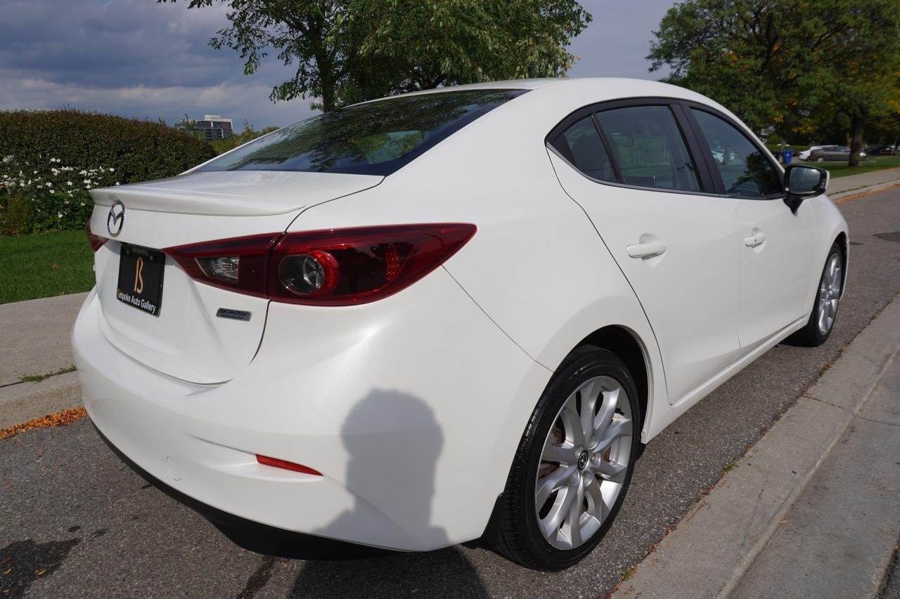 2016 Mazda MAZDA3 GT / 1 OWNER / NO ACCIDENTS / HUD / WELL SERVICED Photo3