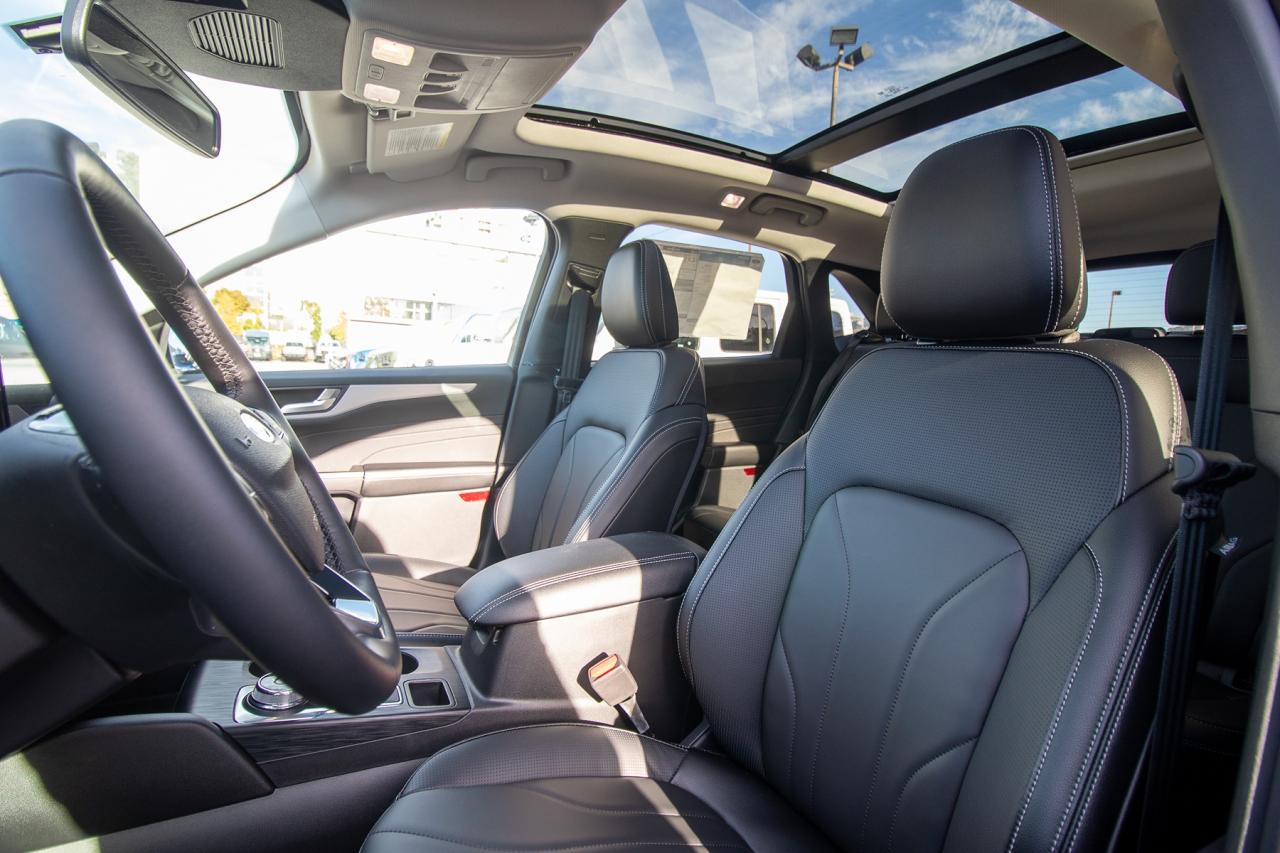 2025 Ford Escape PHEV FWD Photo5