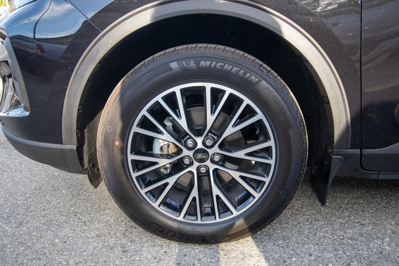 2025 Ford Escape PHEV FWD Photo5