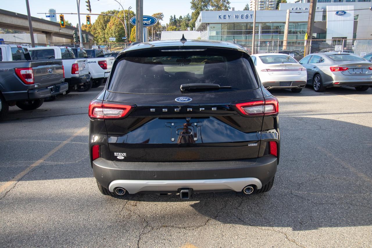 2025 Ford Escape PHEV FWD Photo5