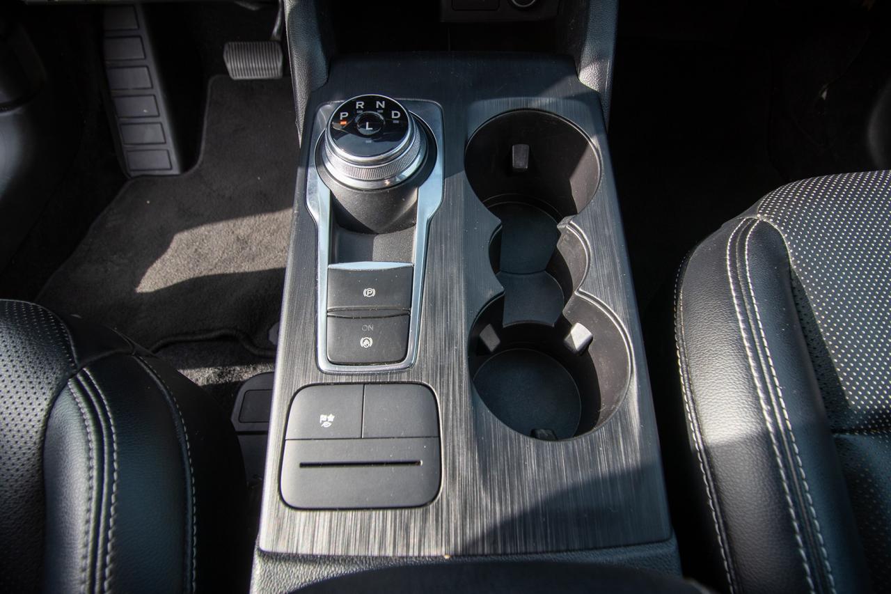 2021 Ford Escape SEL Hybrid AWD Photo5